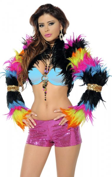 Ebru Polat kapak kızı oldu 