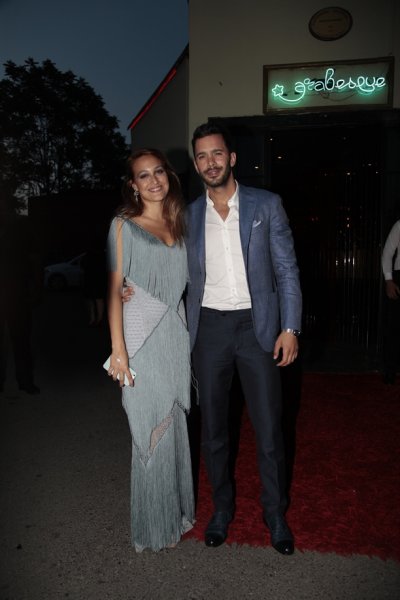 Derya Karadaş ve Haki Biçici'nin düğününe ünlü akını