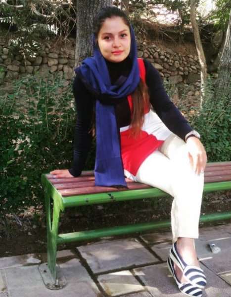 İranlı kadın motosikletçi yasakların kalkmasını istiyor