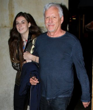 Çocuğu yaşındakilerle aşk yaşayan ünlüler