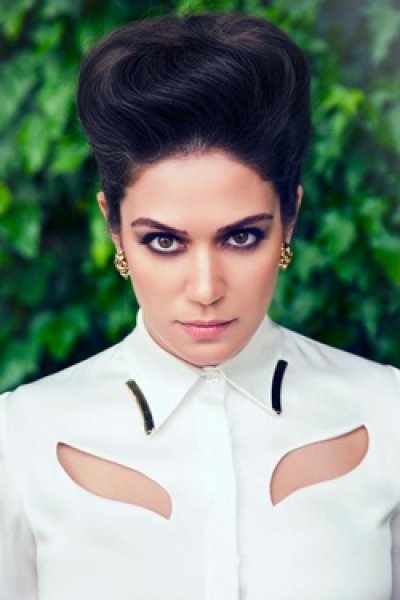 Geçmişten bugüne Özge Borak