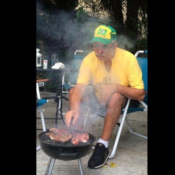 Ünlülerin objektifinden 4 Mayıs Instagram paylaşımları 