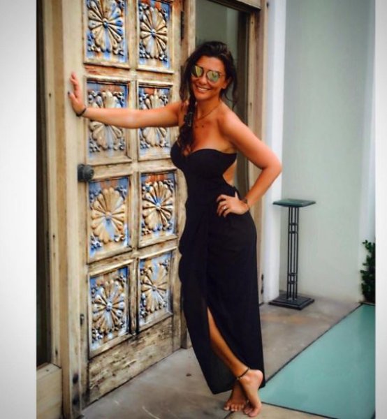 Selen Görgüzel'den Hamdi Alkan'a romantık mesaj