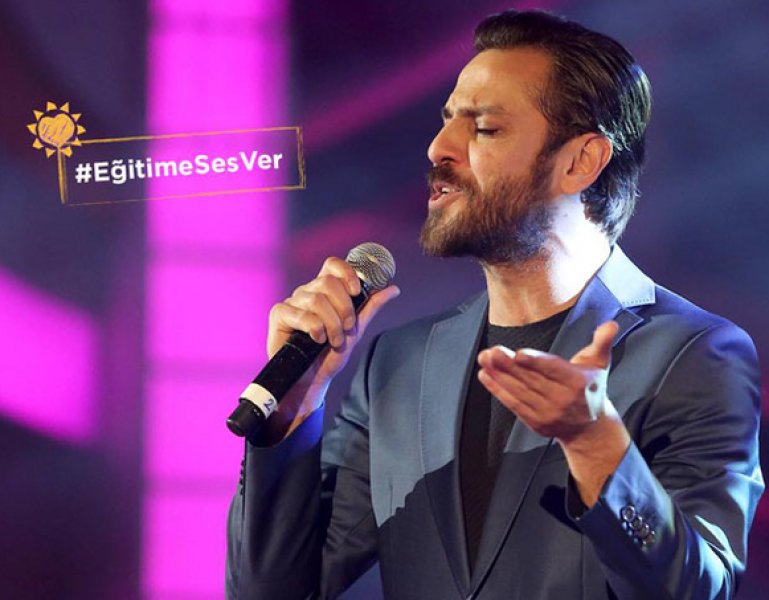 Ünlü sanatçılardan TEGV'e büyük destek 