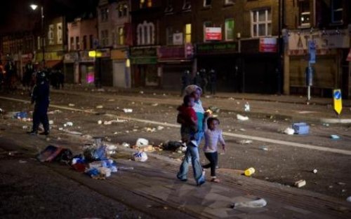 Londra'yı ateşe verdiler