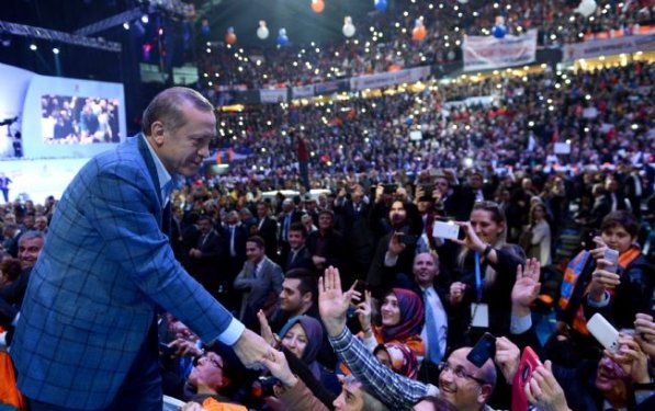 Erdoğan İstanbul ilçe adaylarını tanıttı