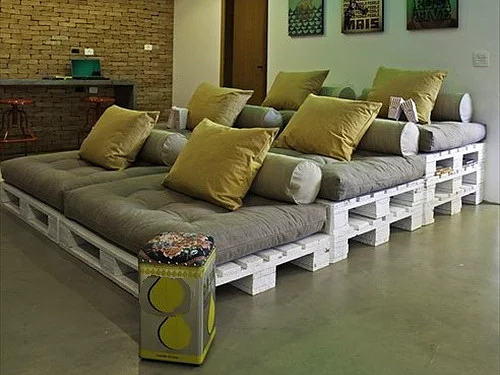 Salon dekorasyonunda palet modası