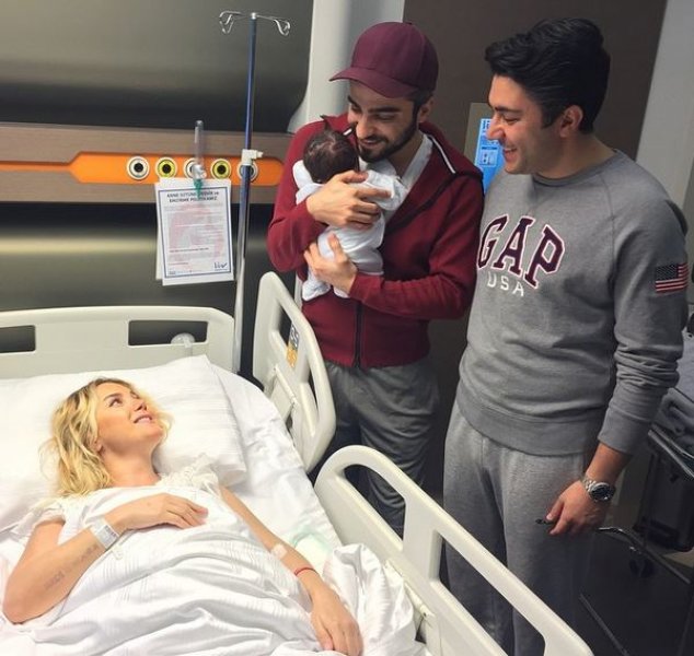 Ünlü sunucu Ece Erken boşanıyor