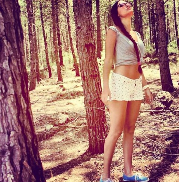 Hande Erçel'in Tayland tatili