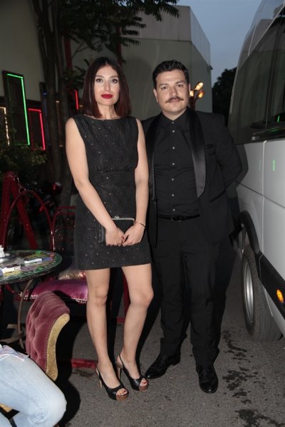 Derya Karadaş ve Haki Biçici'nin düğününe ünlü akını