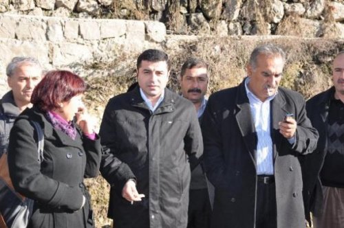 Uludere'de ölenler son yolculuğuna uğurlandı