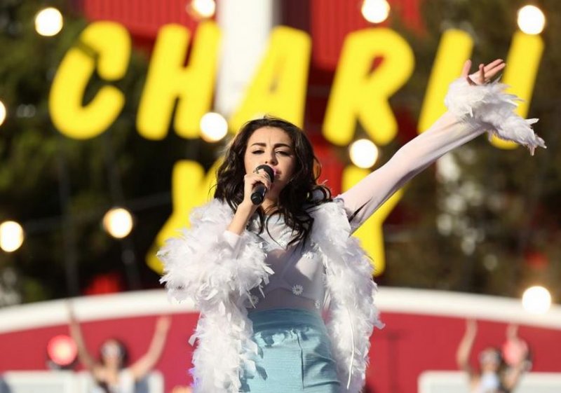 2014 MTV Video Müzik Ödülleri'inde ağlatan sürpriz 