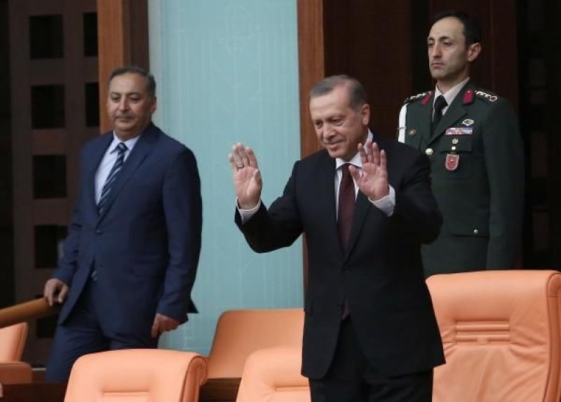 Meclis'te yemin töreni