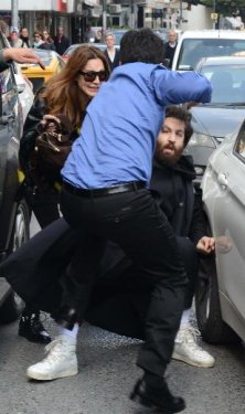 Ece Sükan'ın eşini döven valelere gözaltı