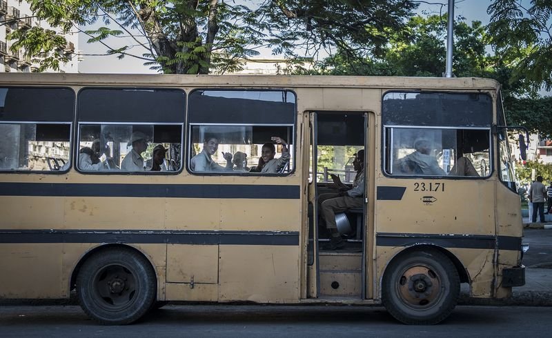 Apple devrimcilerin ülkesi Küba'ya girdi