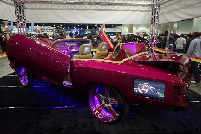 ABD’de modifiye araç fuarı