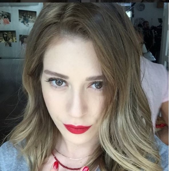 Sinem Kobal: Kusurlu kızları seviyorum