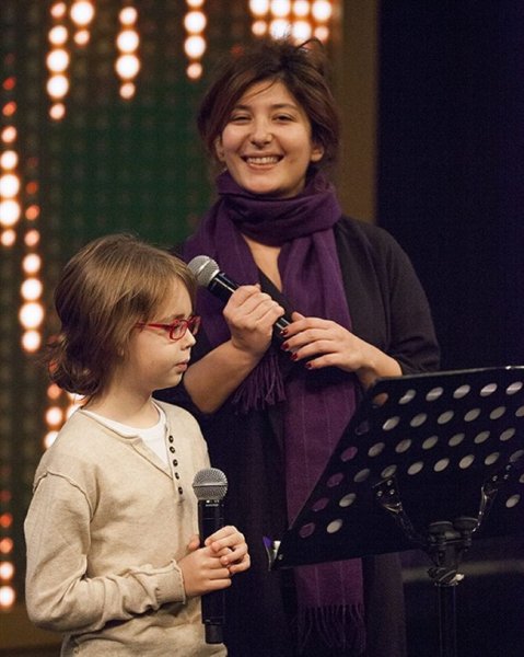 Ünlüler çocuklar için bir araya geldi