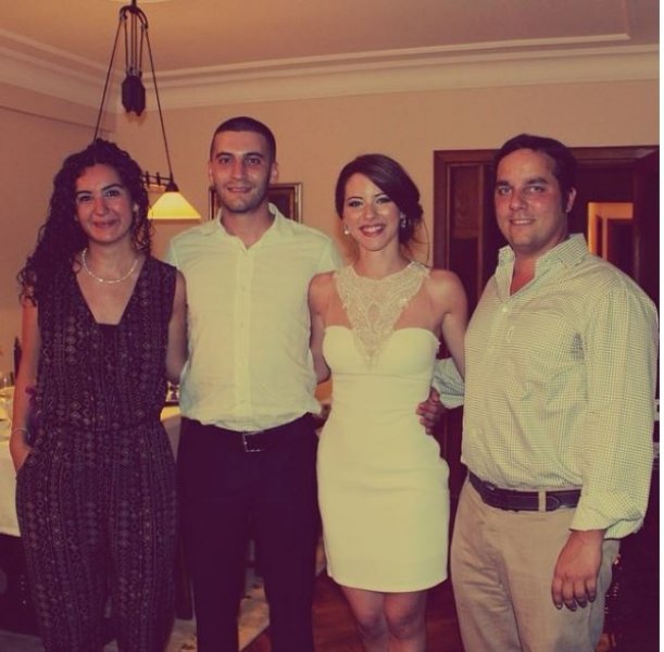 Güzel oyuncu İpek Usta doğum için gün sayıyor