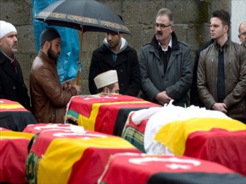 Almanya'da ölen Türklerin cenaze namazı