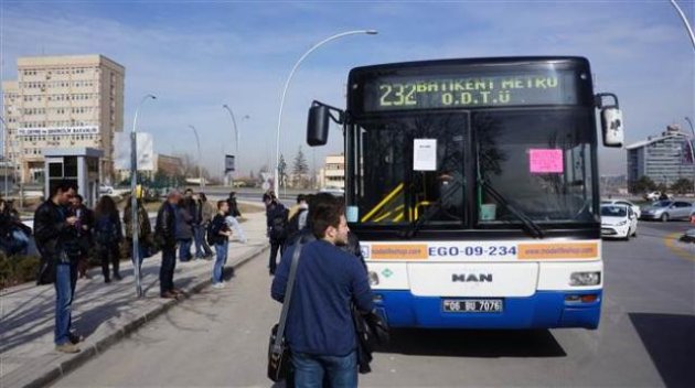 ODTÜ öğrencileri otobüsten inmeme eylemi yaptı