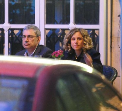 Orhan Pamuk sevgilisiyle yakalandı