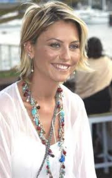 Ece Uslu'nun yönetmen sevgilisi boşandı