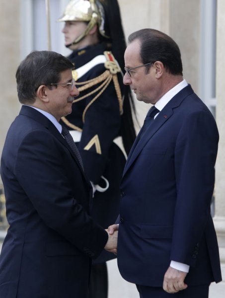 Dünya liderleri teröre karşı Paris'te