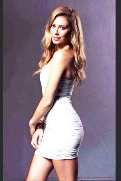 Sinem Kobal: Kusurlu kızları seviyorum