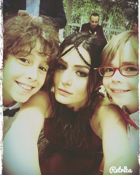 Ünlüler çocuklar için bir araya geldi