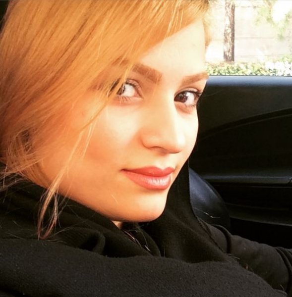 İranlı kadın motosikletçi yasakların kalkmasını istiyor