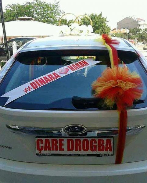 İlginç gelin arabası yazıları 