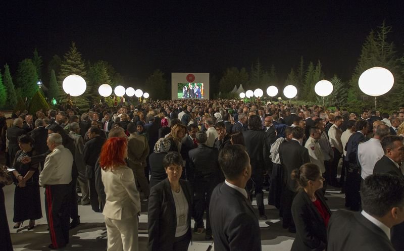 Cumhurbaşkanı Erdoğan'ın Köşk'teki ilk resepsiyonu