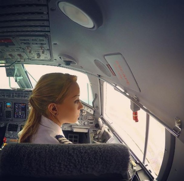 Ronaldo'nun Meksikalı güzel pilotu