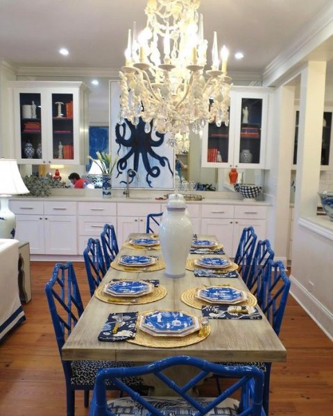 Dekorasyonda mavi ve beyaz uyumu 