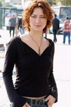 Sevilen dizilerin yıldızları arasında en beğenilen 25 kadın oyuncu