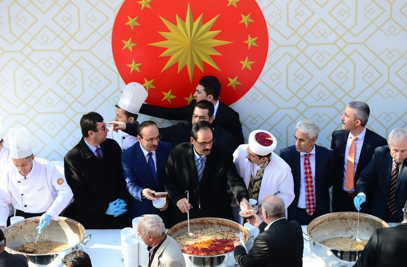 Cumhurbaşkanı Erdoğan'dan Mehmetçiğe aşure