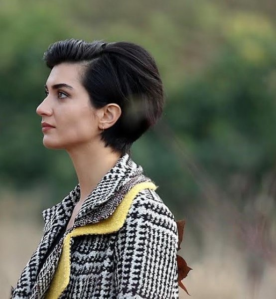 Tuğba Büyüküstün IMDB sıralamasında Türkiye'nin gururu oldu