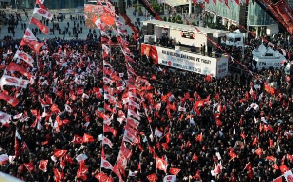 MHP'nin Bursa'daki Kuruluş Mitingi