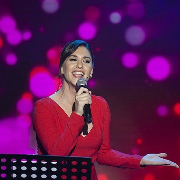 Ünlüler çocuklar için bir araya geldi