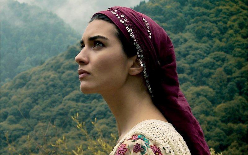 Tuğba Büyüküstün IMDB sıralamasında Türkiye'nin gururu oldu
