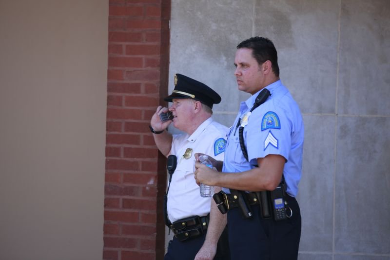 Amerika'da gözaltına alınan muhabirin fotoğrafladığı anlar