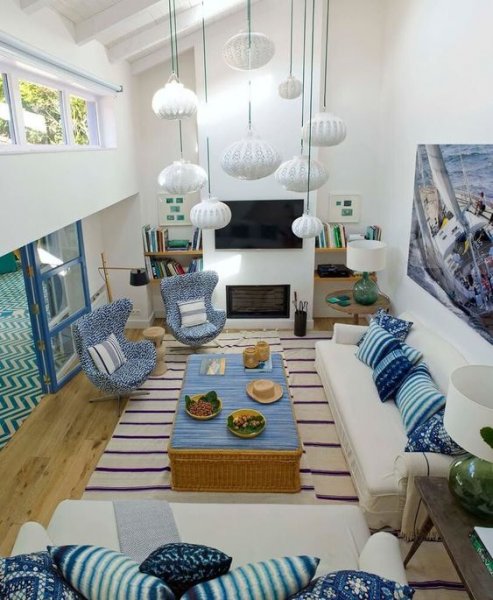 Dekorasyonda mavi ve beyaz uyumu 