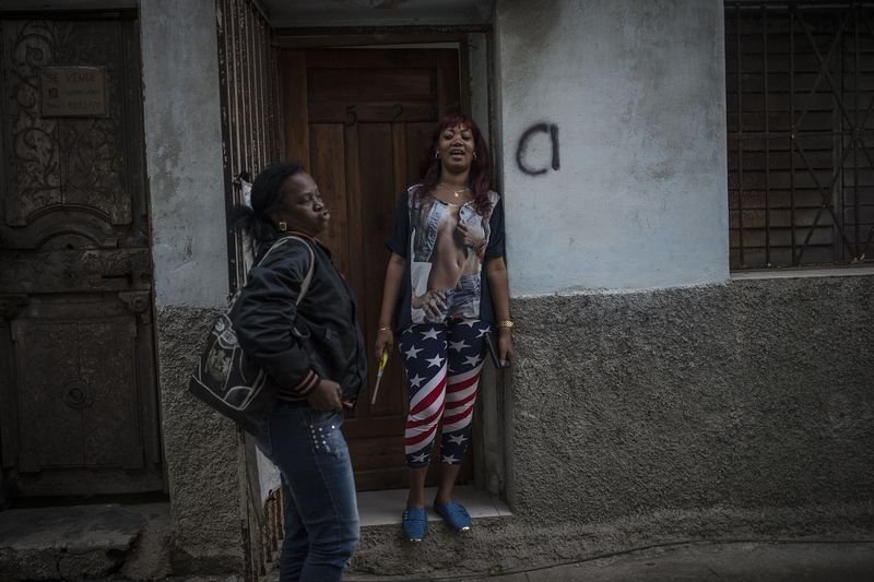 Apple devrimcilerin ülkesi Küba'ya girdi