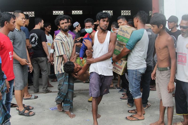 Endonezya 582 Rohingyalı göçmeni kabul etti