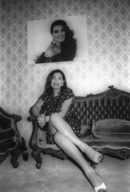 Bülent Ersoy ve Zeki Müren dudak dudağa