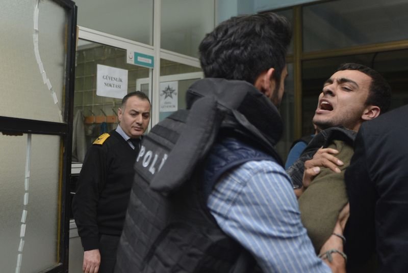 Okmeydanı'nda DHKP-C'ye şafak operasyonu