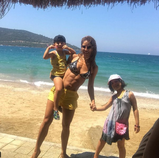 Irmak Ünal'dan kas şov 