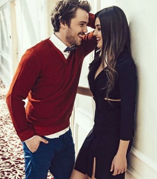 Hande Erçel'in Tayland tatili