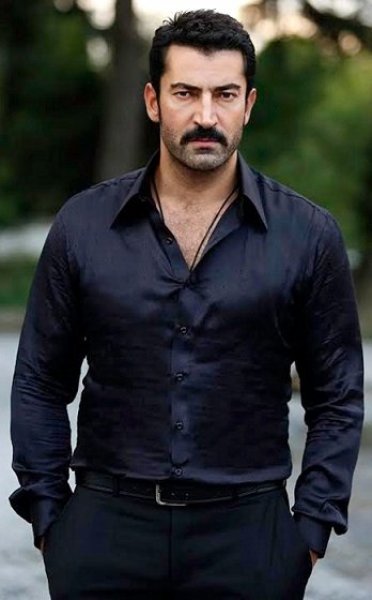 Şöhreti tek dizi ile yakalayan ünlüler